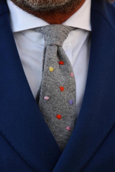 шерстяной галстук