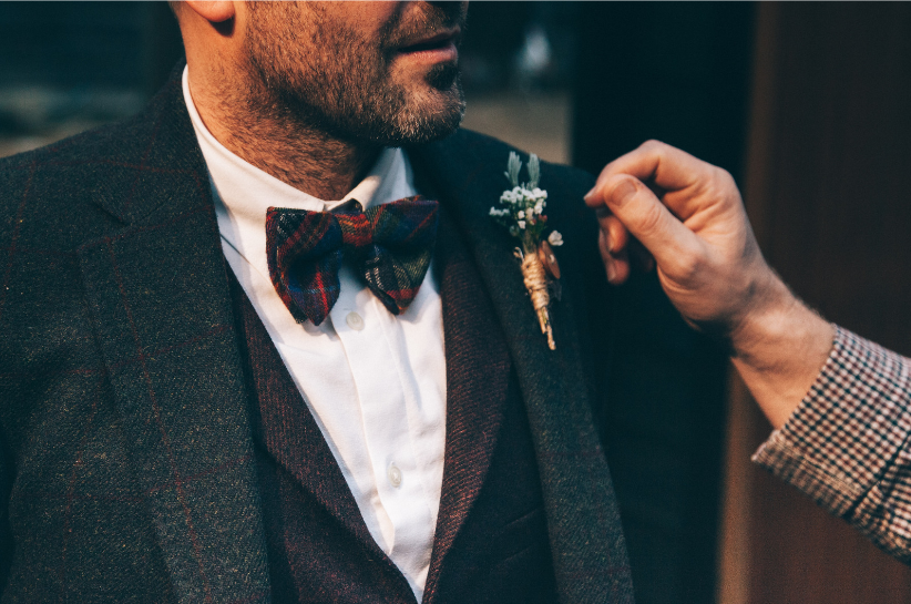 Что выбрать на свадьбу: галстук или бабочку? 