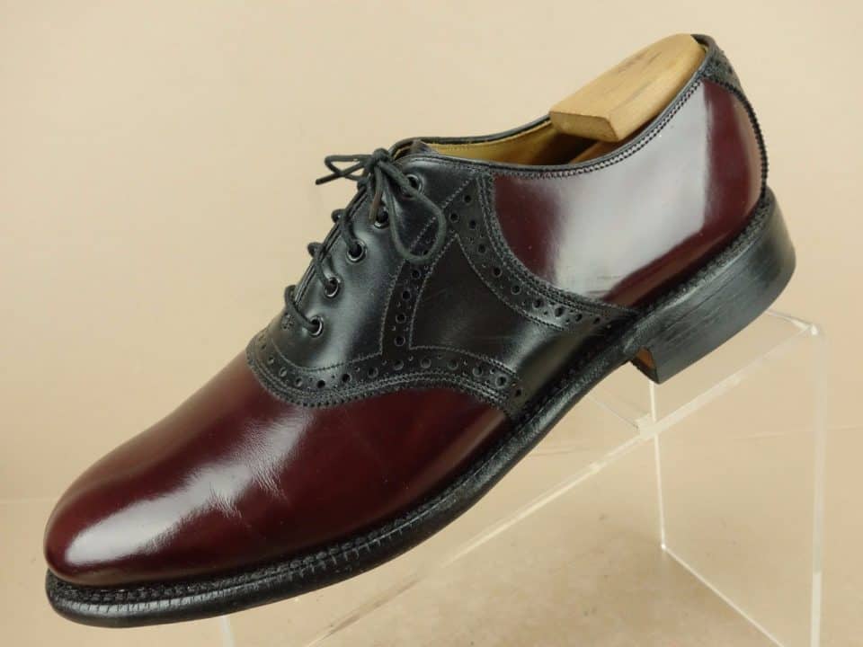 Defining Traits oxford shoe 960x333 The Gentlemans Guide to Wearing Oxford Shoes