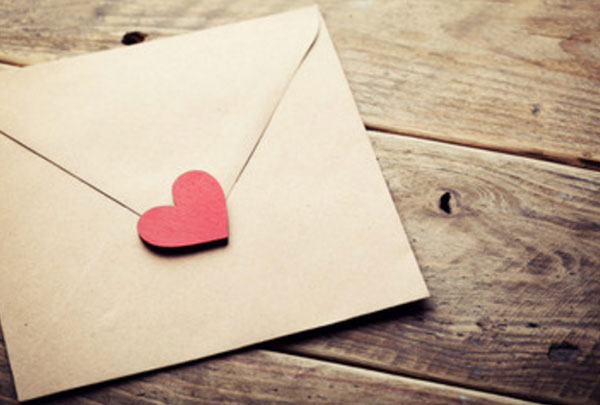 Письмо с печатью в виде сердца