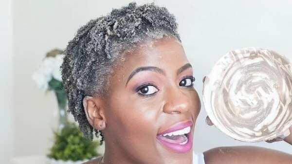 How to soften natural hair without relaxer