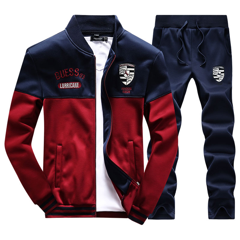 Костюм для спорта