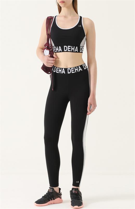 Спортивный топ с контрастной отделкой