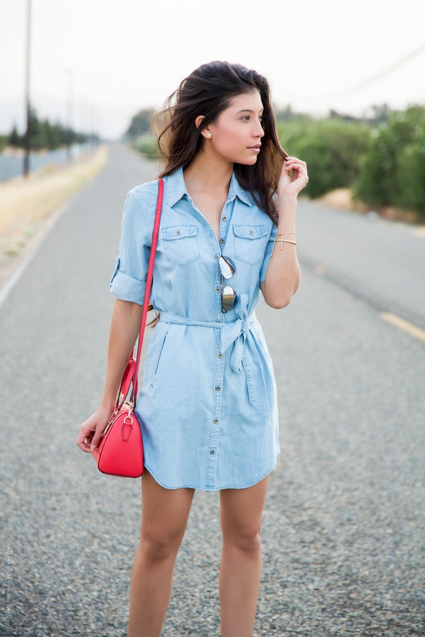 How to wear a chambray shirt dress - Visit Stylishlyme.com for more outfit photos and style tips