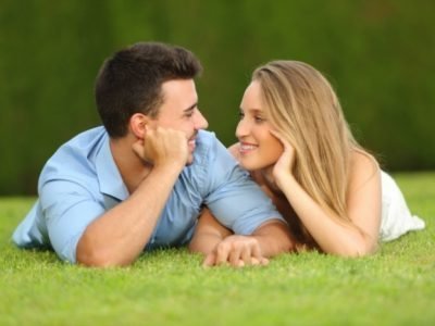 муж провоцирует ревность