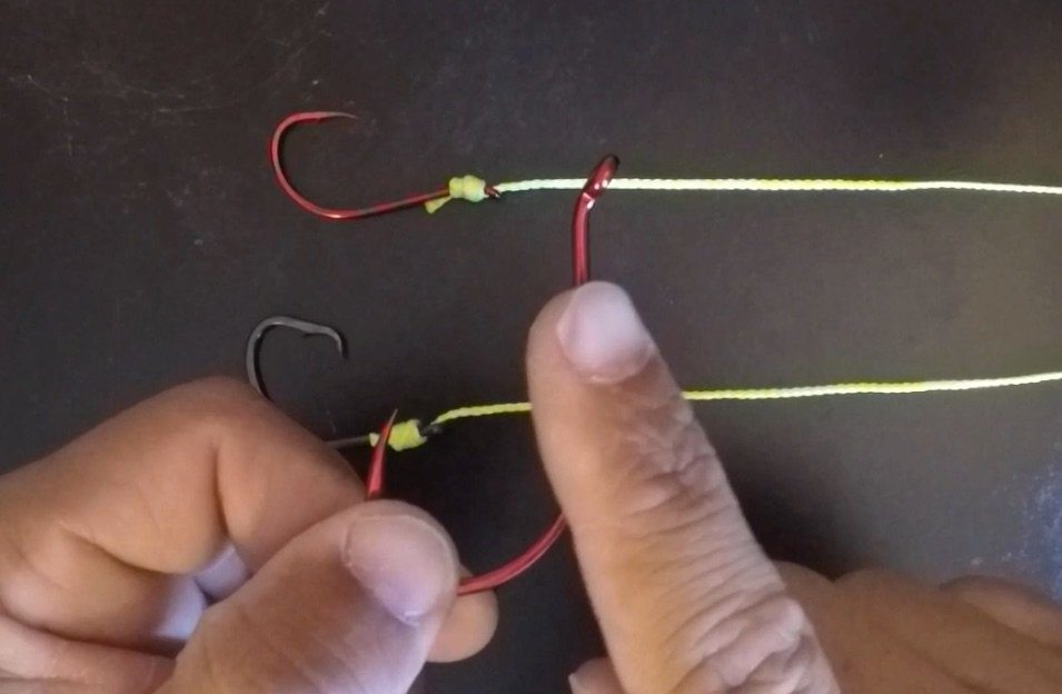 how to tie a snell knot