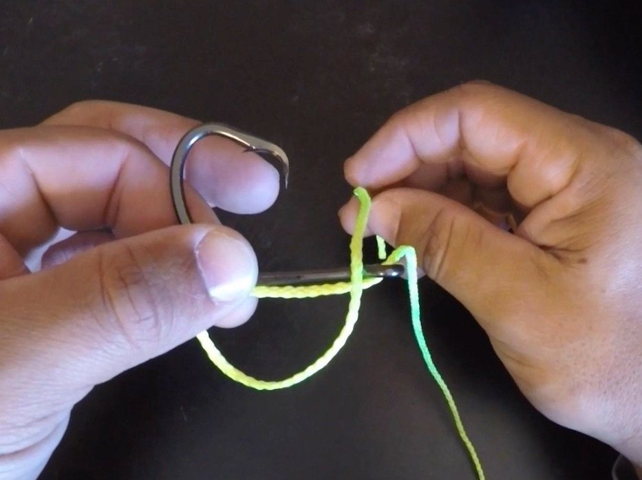 how to tie a snell knot